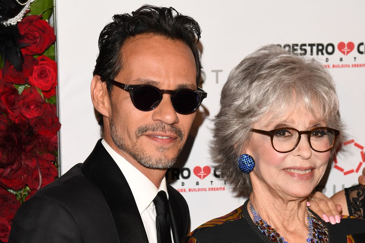 <b><a href="https://www.univision.com/entretenimiento/cine/leyenda-puertorriquena-rita-moreno-recibio-mayor-honor-de-actores-de-eeuu">Rita Moreno</a></b> recibió el reconocimiento 
<b>como Embajadora de Arte y Cultura</b>. La actriz es una de las 15 personas que han logrado ganar, a lo largo de su trayectoria, los premios Oscar, Tony, Emmy y Grammy.