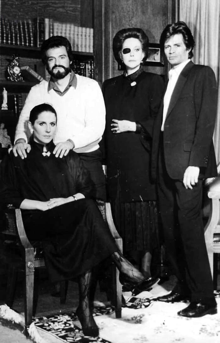 A pesar de esos cambios, el famoso personaje del parche en el ojo conservará algunos elementos que la convirtieron en una de las villanas más temidas en la historia de la televisión mexicana.