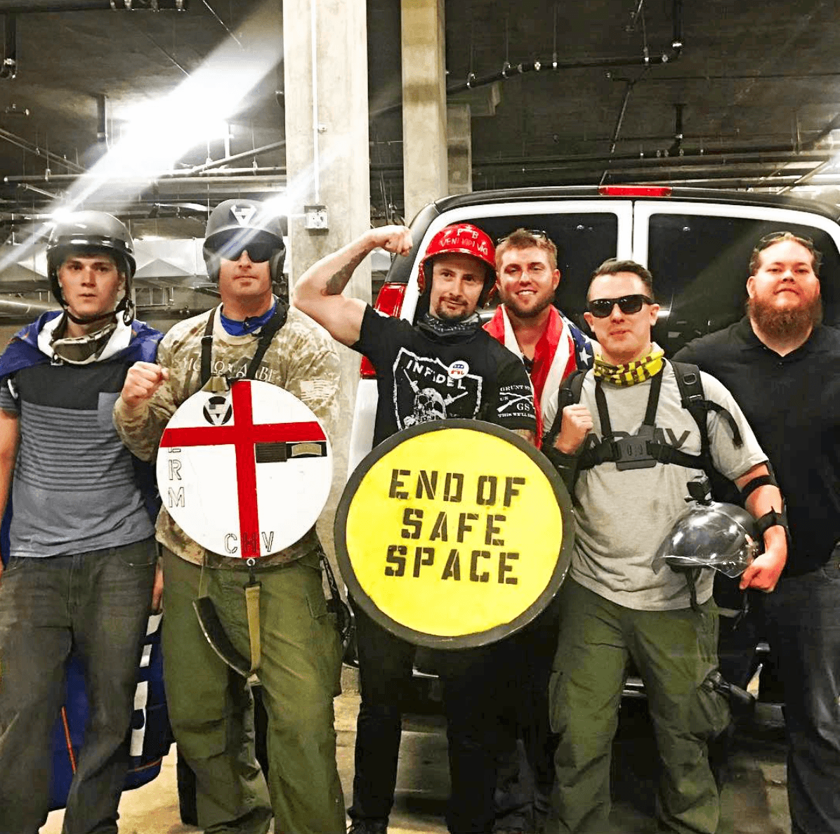 Grupo de choque para combatir a opositores de Trump.