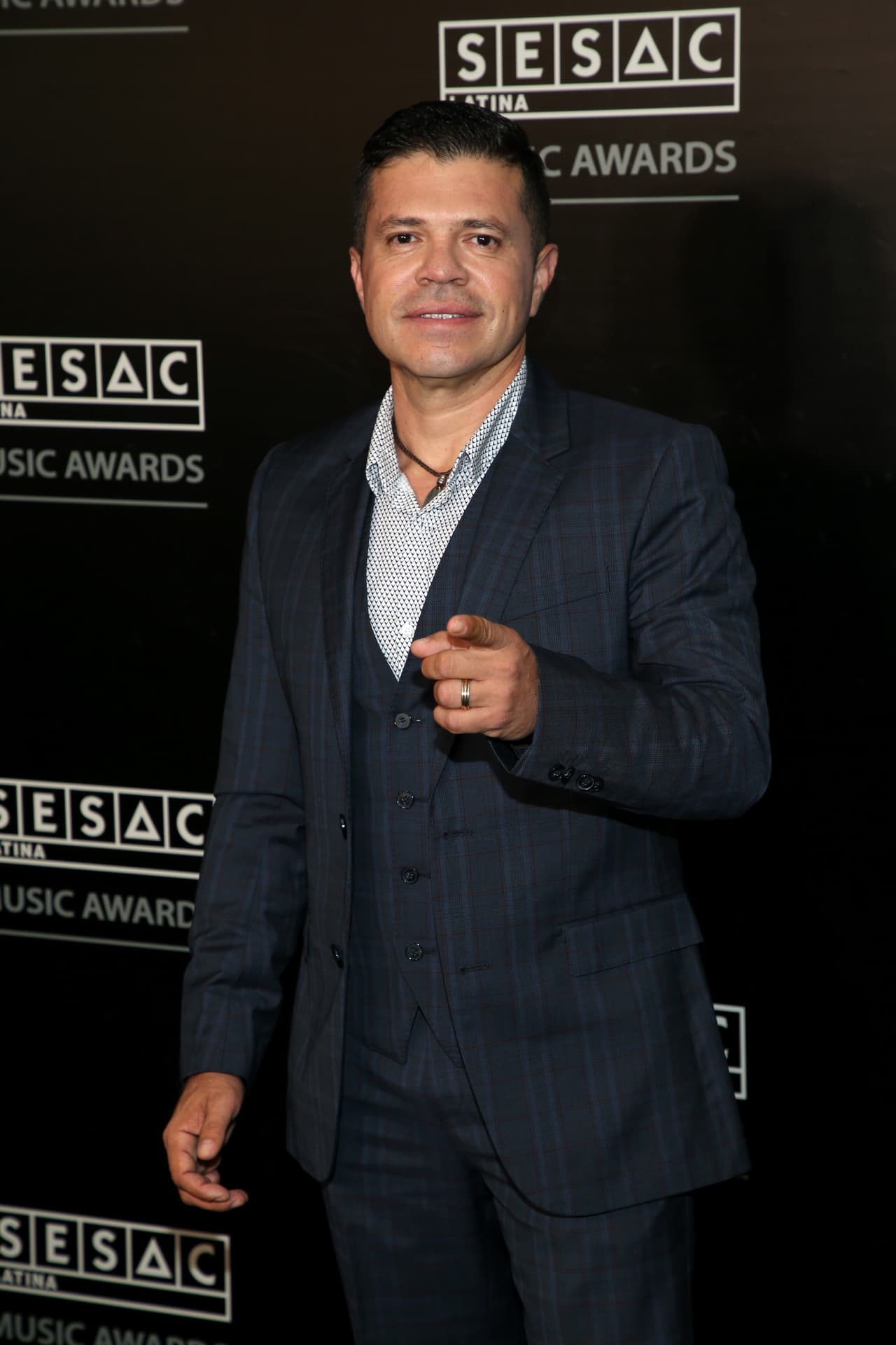 <b>Jorge Medina</b>, exvocalista de 
<b><a href="https://www.univision.com/temas/la-arrolladora-banda-el-limon-de-rene-camacho" target="_blank">La Arrolladora Banda El Limón, </a></b>vive una nueva etapa de su vida tras un pasado que incluyó drogas y alcohol.
<br>