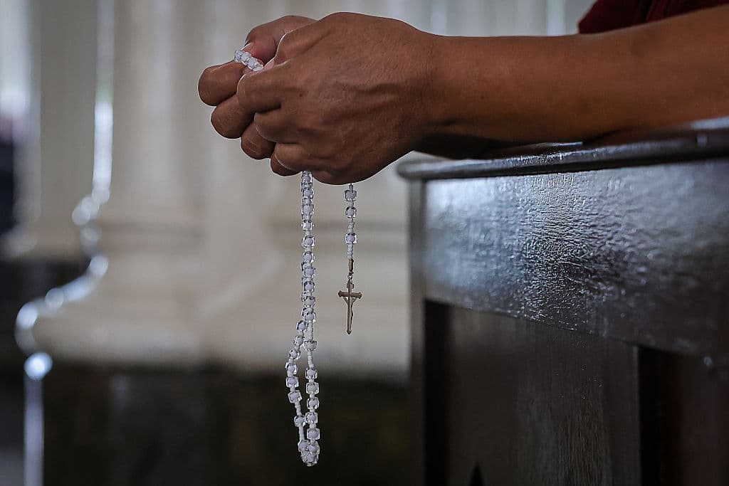 Descubre a quién tienes que felicitar hoy con el santoral de este miércoles 3 de diciembre