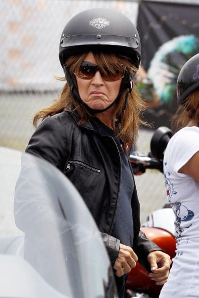 Sarah Palin, ex gobernadora de Alaska y ex candidata vicepresidencial del Partido Republicano, durante el evento de veteranos 'Rolling Thunder' celebrado en Arlington, Virginia, el 29 mayo de 2011.
