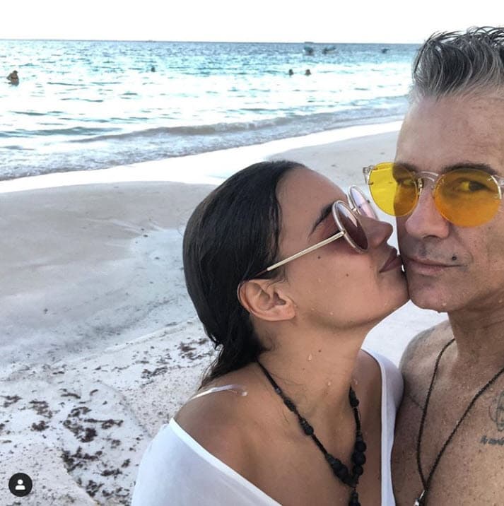 En el texto resaltó que tanto él como su futura esposa y su hermanito, quien está próximo a nacer, lo esperan en Tulum.
<br>