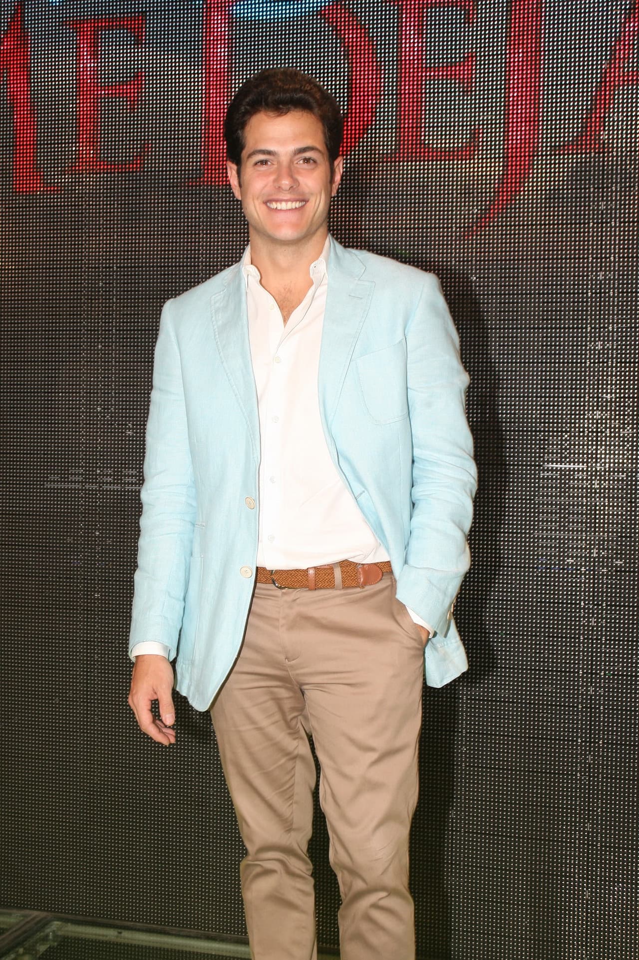 Alfonso Dosal quiere llevarse el Premio TVyNovelas 2016 a “Mejor actor juvenil” por su participación en "A Que No Me Dejas"