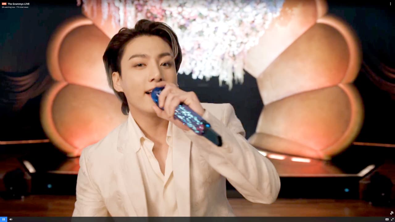 Además, otros conciertos más limitados se realizarán en el Teatro de Youtube ubicado en la misma zona.