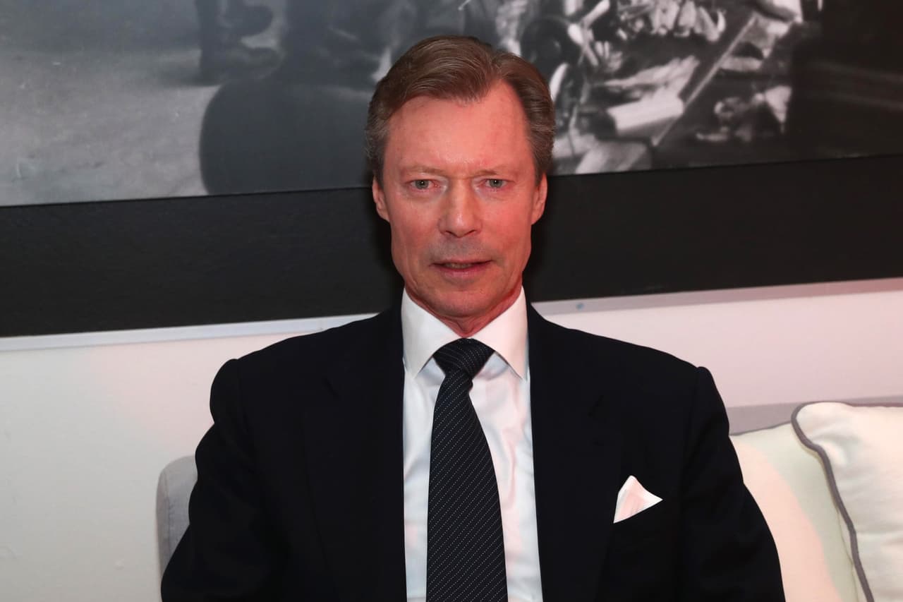 De acuerdo a 
<b><a href="https://elpais.com/elpais/2020/01/27/gente/1580125294_500881.html" target="_blank">El País</a></b>, en unos días se publicará un informe gubernamental sobre el funcionamiento de la monarquía en Luxemburgo.