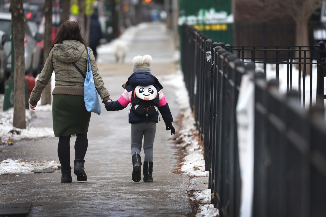 Algunos padres han optado por no enviar a sus hijos a la escuela debido al temor de que se contagien de covid-19.