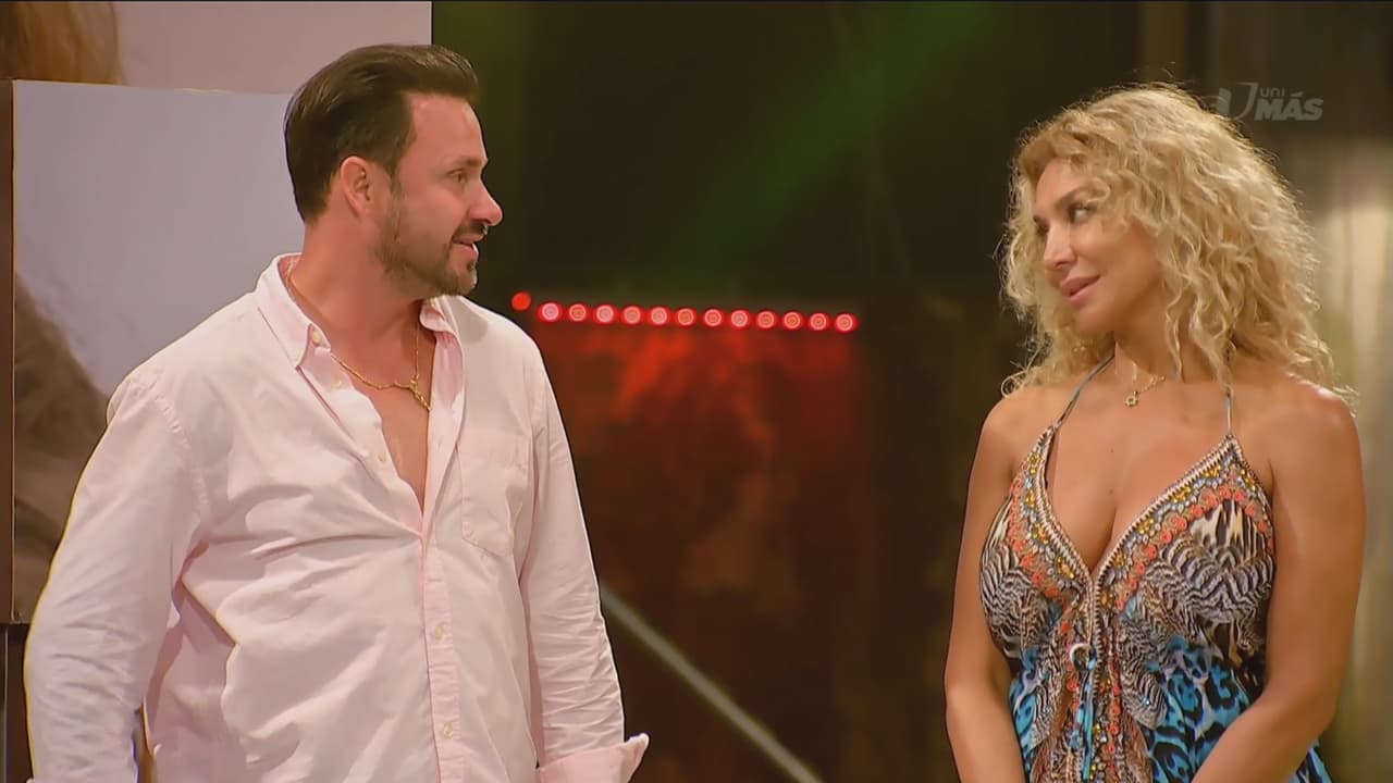 Después les tocó a los hombres poner a prueba su habilidad para hacer dos cosas a la vez: contestar preguntas personales y armar un rompecabezas con la cara de ellas. La pareja que más sufrió fue la de Cristian y Adriana; se le olvidó hasta el cumpleaños de ella.