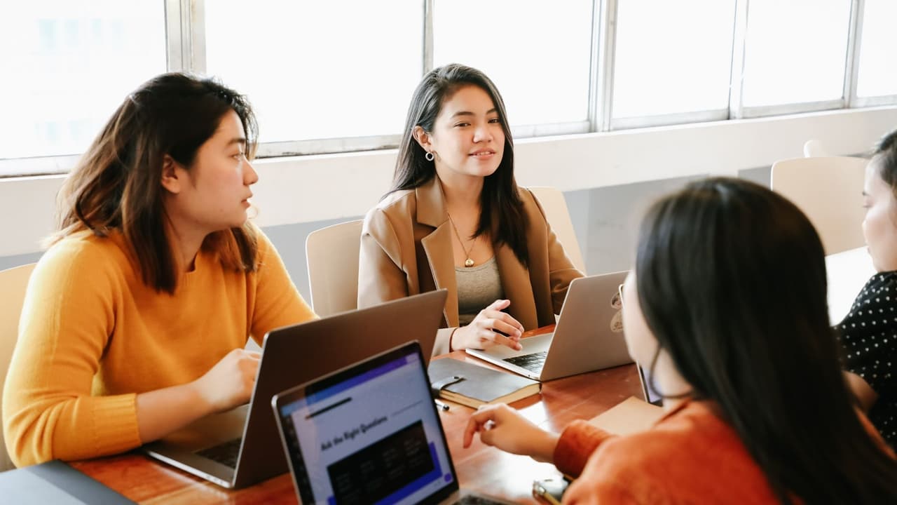 “Debemos ganar lo mismo que los hombres, porque hacemos el mismo trabajo”, dijo Alma García. En Texas, las mujeres latinas ganan 46 centavos por cada dólar que gana el hombre, según datos del National Women’s Law Center.
