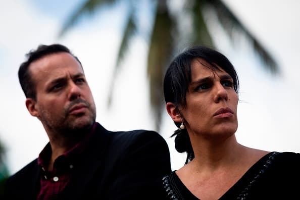 Marysol Sosa, aquí junto a su hermano José Joel, también 
<b><a href="https://www.youtube.com/watch?v=3pjW6se0i_0" target="_blank">cantó en el homenaje</a></b> que el pasado 25 de octubre se le ofreció al 'Príncipe de la canción' en el Zócalo en México.