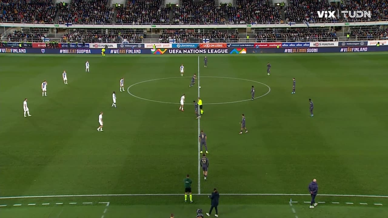 ¡Inicia el partido! Inglaterra visita el Estadio Olímpico de Helsinki