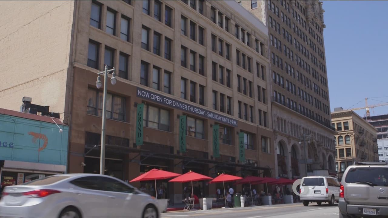 Danilo hizo una parada en el Grand Central Market, un lugar en donde encontrarás comida de muchos países.