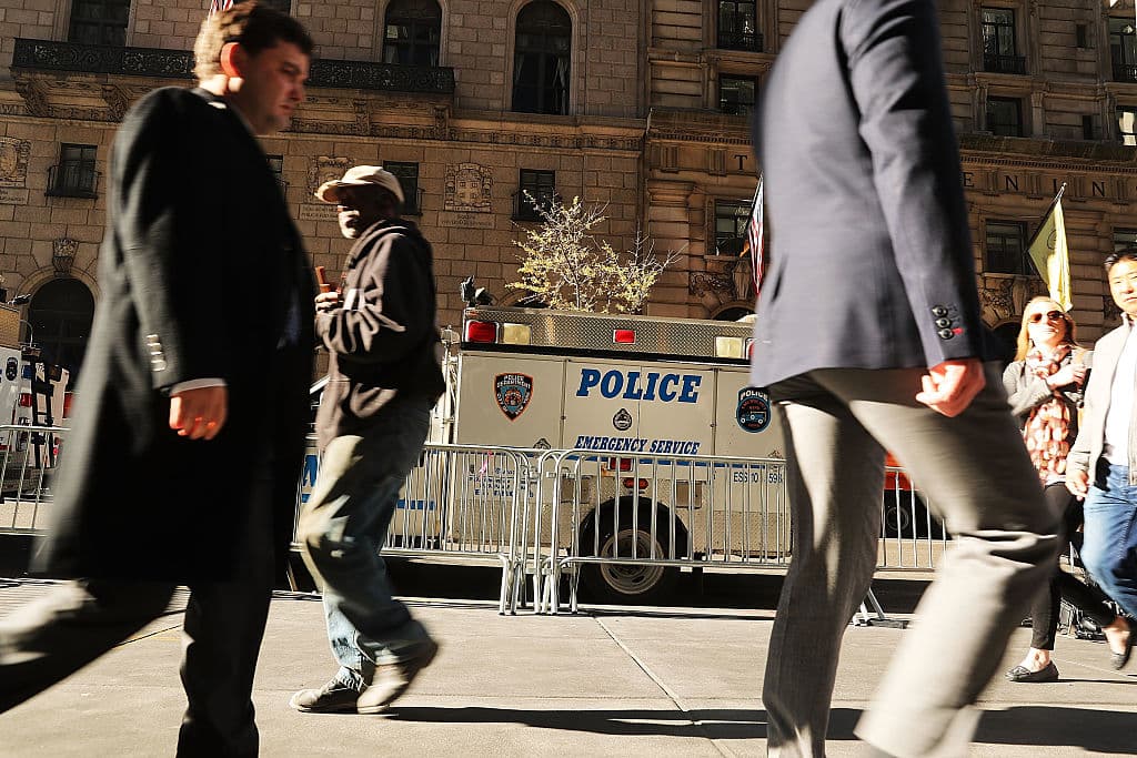 Los dispositivos de seguridad aumentaron para esta jornada electoral en la ciudad de Nueva York. Foto: Spencer Platt.
<br>