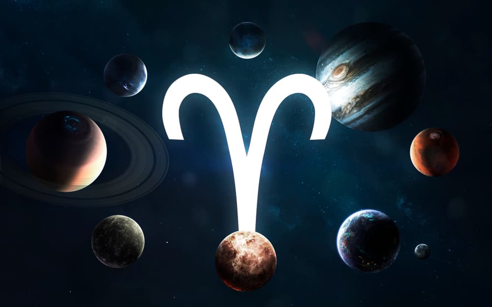 El 6 de marzo y el resto del mes será de expectativas y realizaciones. Mercurio, planeta de las comunicaciones, y Venus, planeta del amor, el primero regente de Géminis y Virgo, y el segundo de Tauro y Libra entrarán en el signo de Aries, el primero del zodíaco en este mes del equinoccio y de cambio de estación. ¡Todo un evento zodiacal!