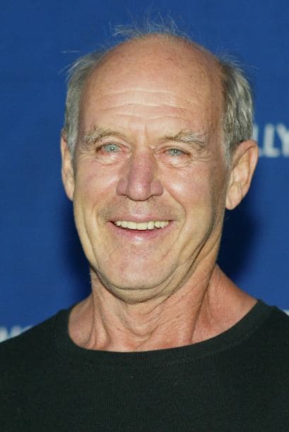 Geoffrey, quien era padre de la actriz Juliette Lewis, falleció de causas naturales a los 79 años en su hogar de California.