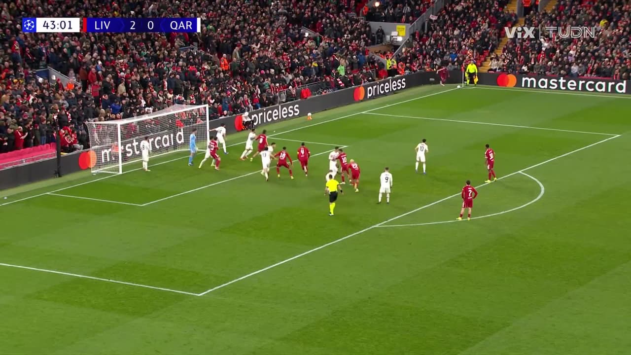 ¡Liverpool se pierde el tercero! Kochalski desvía