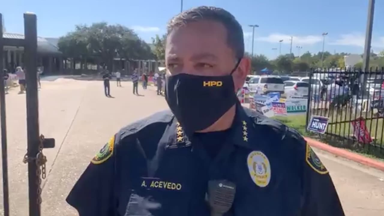 “Los demócratas de Texas pueden agradecer a los socialistas que buscan eliminar al presupuesto de la policía”: Jefe de HPD 