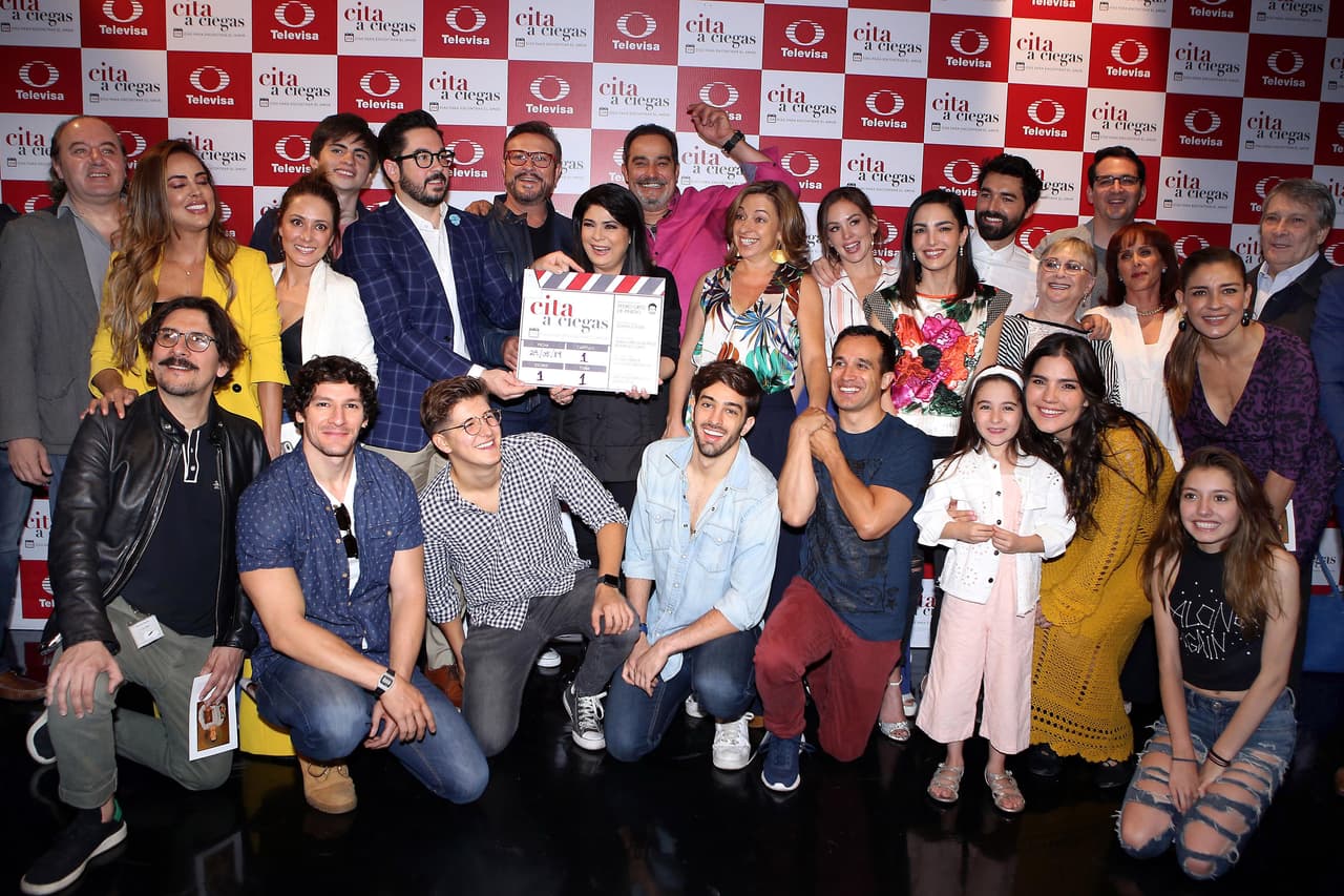 En televisión su más reciente trabajo fue en la telenovela 'Cita a ciegas', historia estelarizada por Victoria Ruffo, Omar Fierro y Arturo Peniche.
<br>