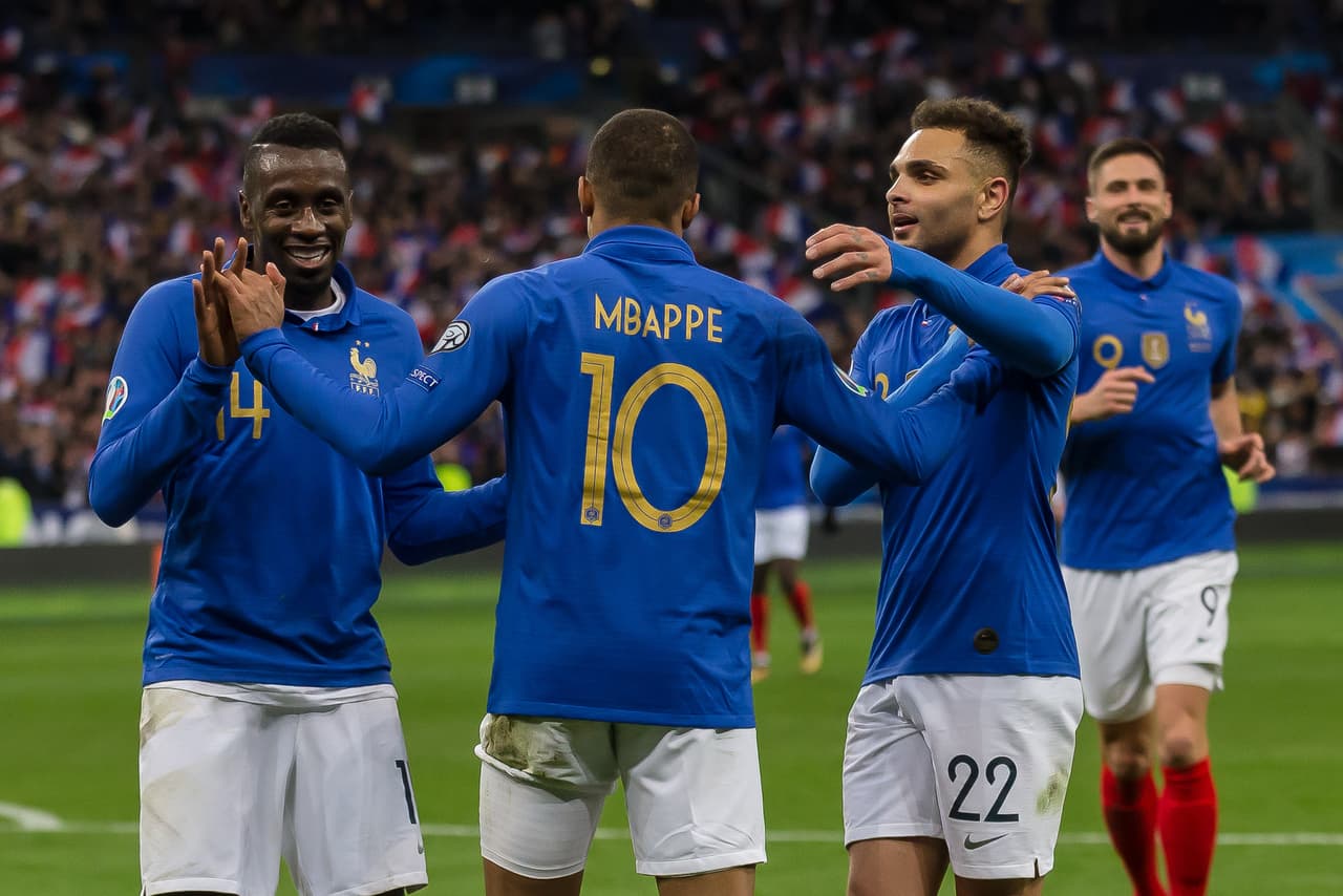 2. Francia (UEFA) - 1.734 puntos