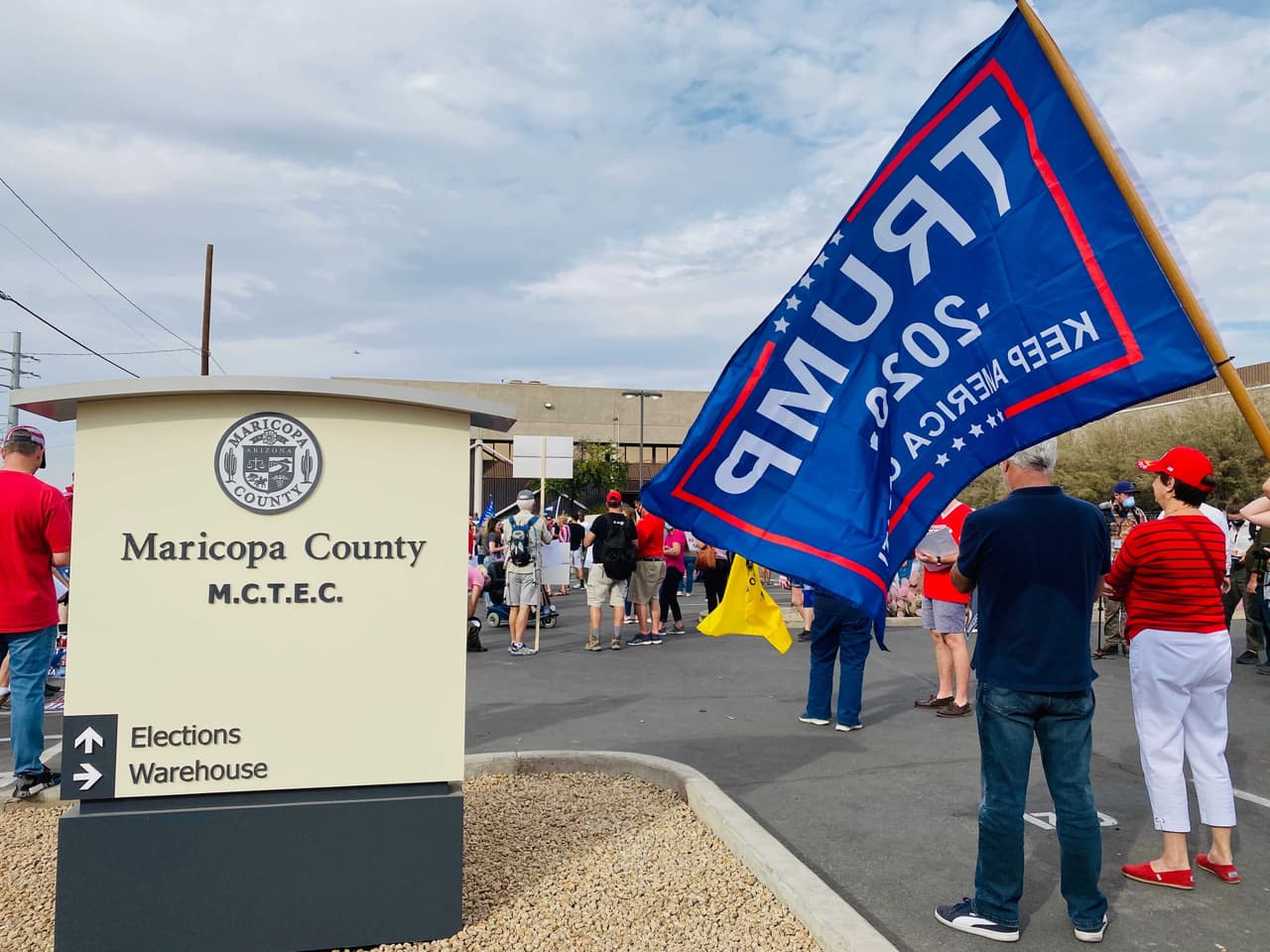 Las boletas faltantes están siendo contadas en el 
<b>Departamento de Elecciones</b> del condado Maricopa.