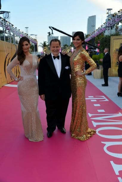 Muy bien acompañado nuestro Raúl de Molina.