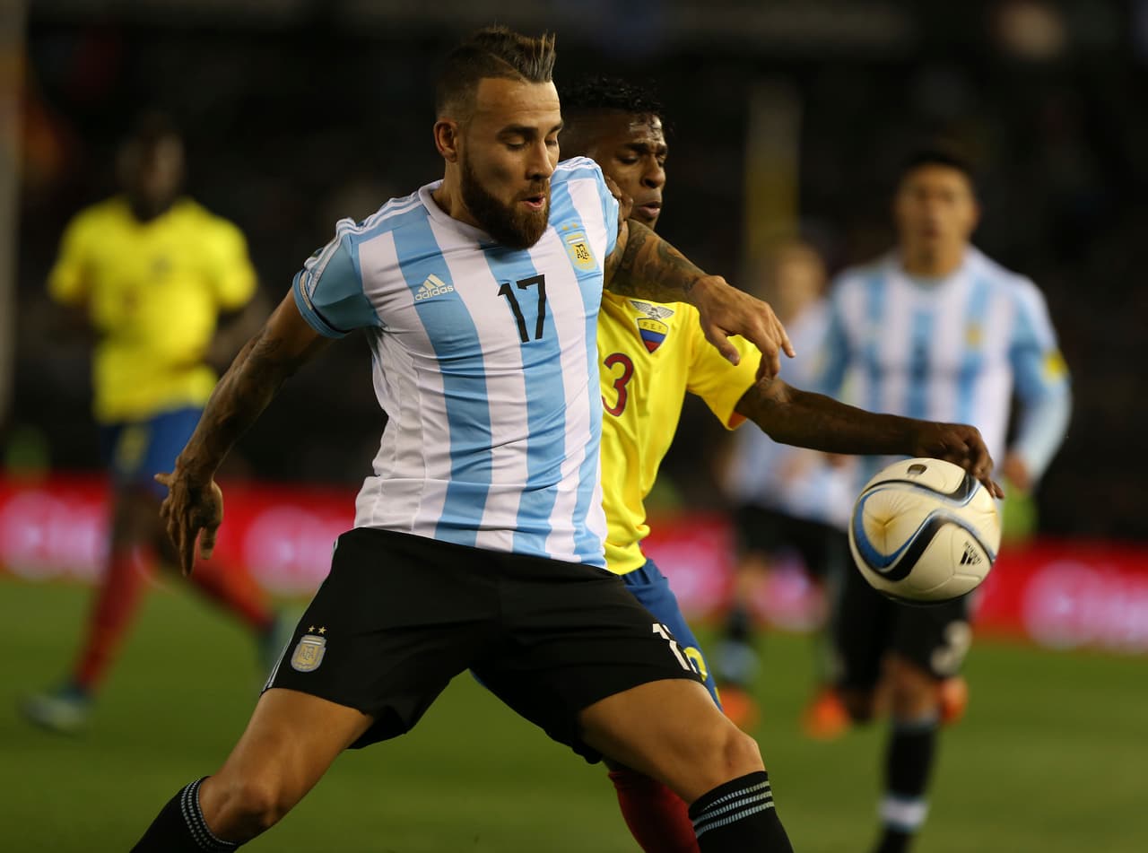 Nicolás Otamendi. Posición: Defensa. Edad: 28 años. Club: Manchester City (Premier League). Veces seleccionado: 32. Descripción: Otamendi ya es un jugador experimentado, defensor con buena salida, juego aéreo y fuerte en la disputa del balón, incluso se le puede ver jugando por la banda. Será un buen comodín para Martino.