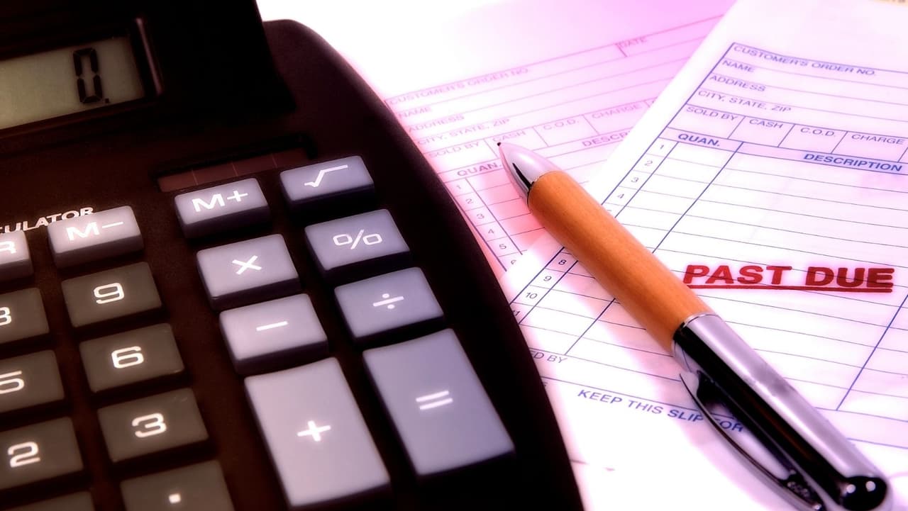 Hoy es el último día para solicitar la cancelación total de la deuda estudiantil si has trabajado en el servicio público 