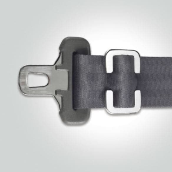 <h3 class="cms-H3-H3">¿Cómo debo asegurar a mi hijo durante viajes por carretera en California?</h3>
<br>
<br>De acuerdo con CHP y reglas de Departamento de Motores y Vehículos de California, todos los pasajeros que viajan en un vehículo en la región deben usar el cinturón de seguridad. En cuanto a los niños, dependiendo de la edad, peso y tamaño deben viajar en un asiento de seguridad.
<br>