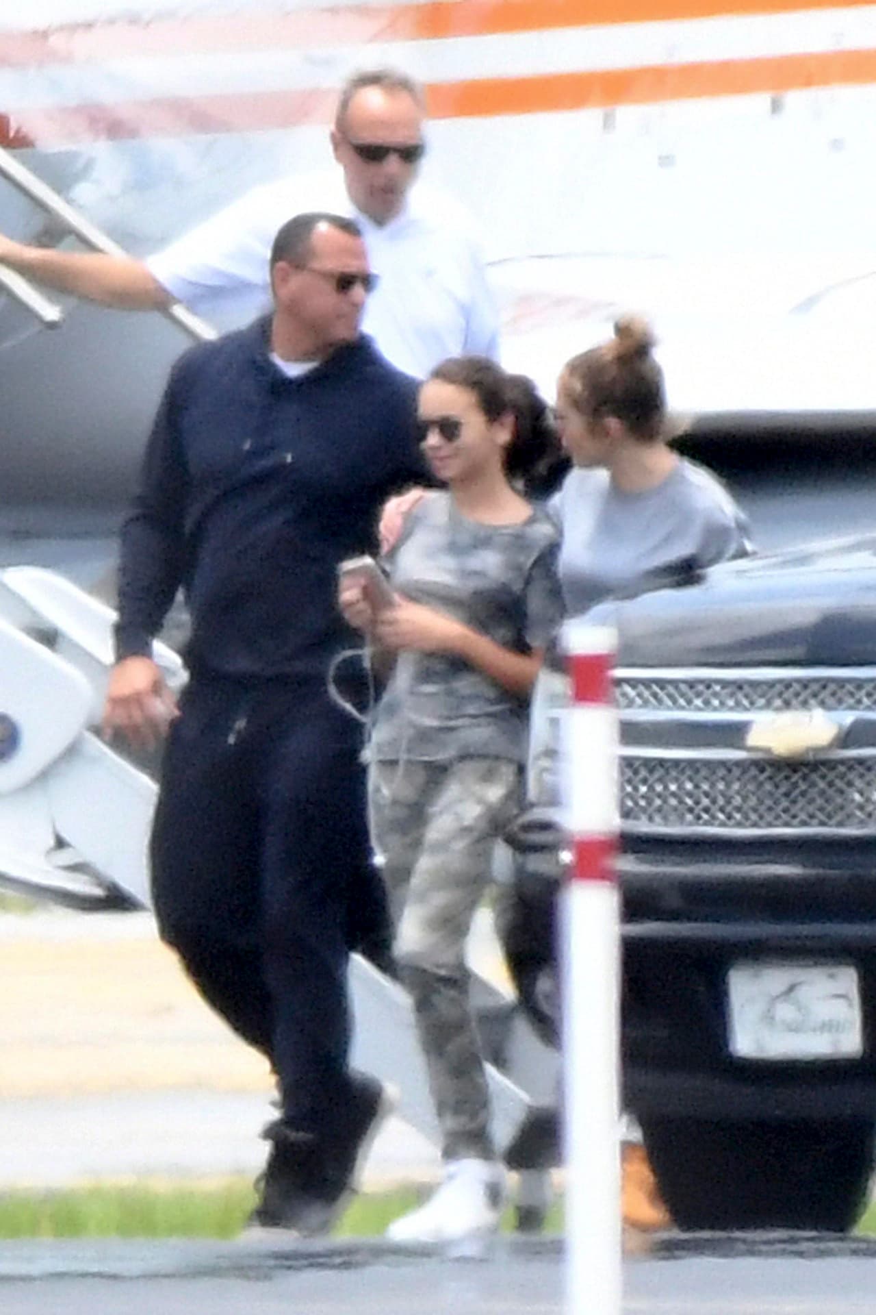 A su llegada a Miami, Jennifer López fue vista apoyando a Natasha, la hija mayor de Alex Rodríguez,