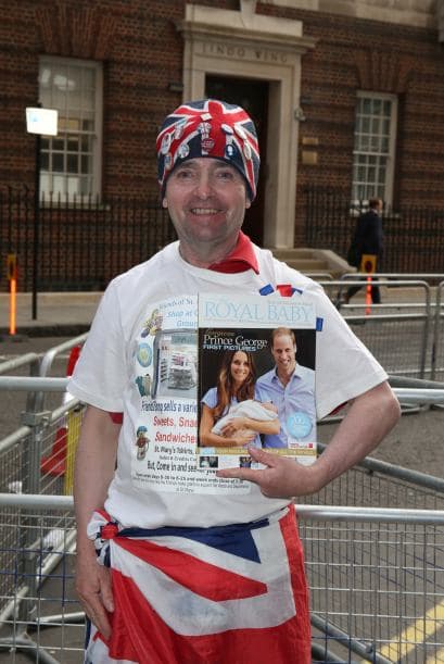 El segundo hijo del matrimonio real está por llegar y a las afueras del hospital Saint Mary de Paddington ya está todo listo para recibir a Kate.