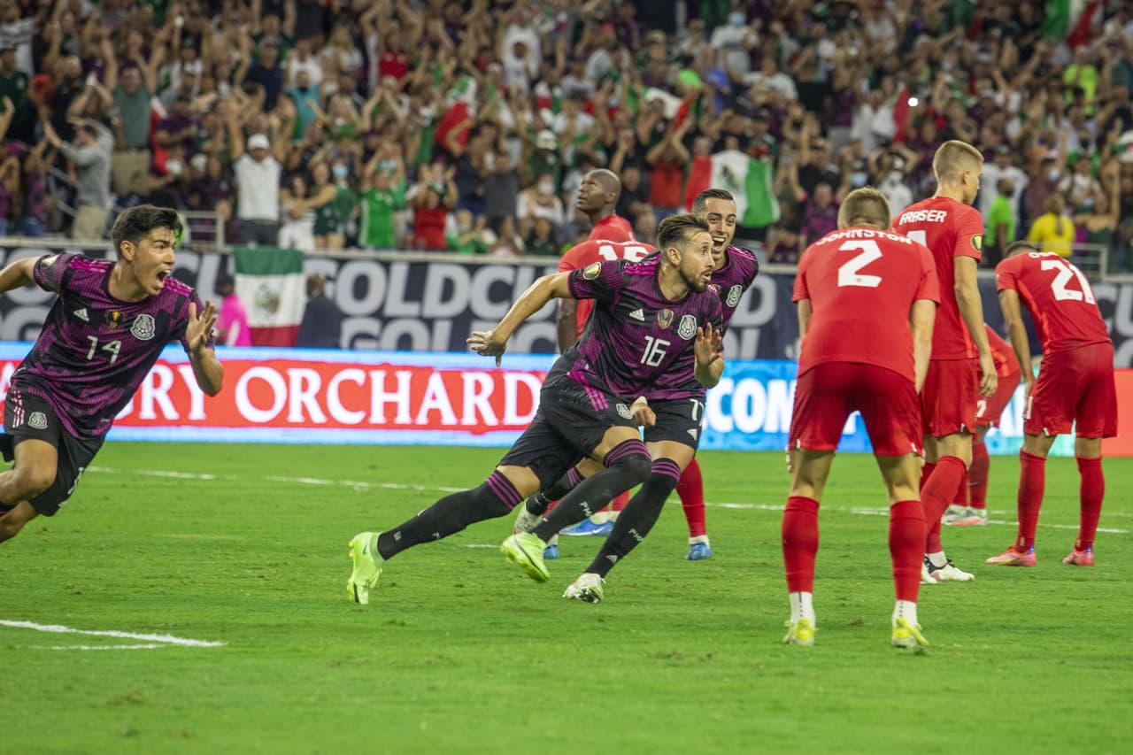 Orbelín pineda (45+2) y Héctor Herrera (90+8) se encargan de anotar en el sufrido triunfo de México 2-1 sobre a Canadá.
