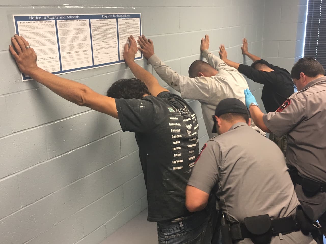 Solo tres de los cinco objetivos de ICE ese día lograron ser detenidos.