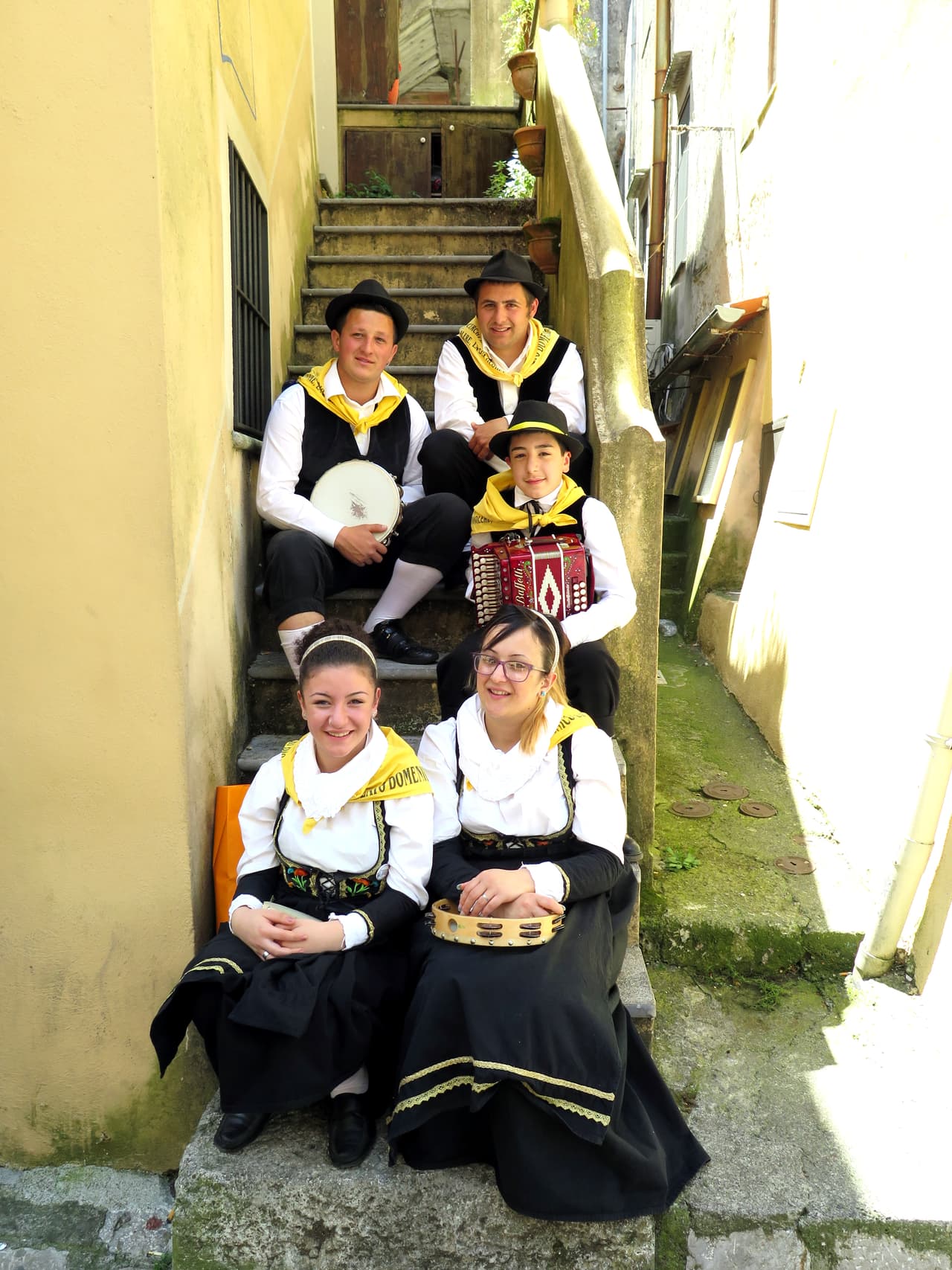 Mucha gente participó en la grabación de estas románticas escenas.