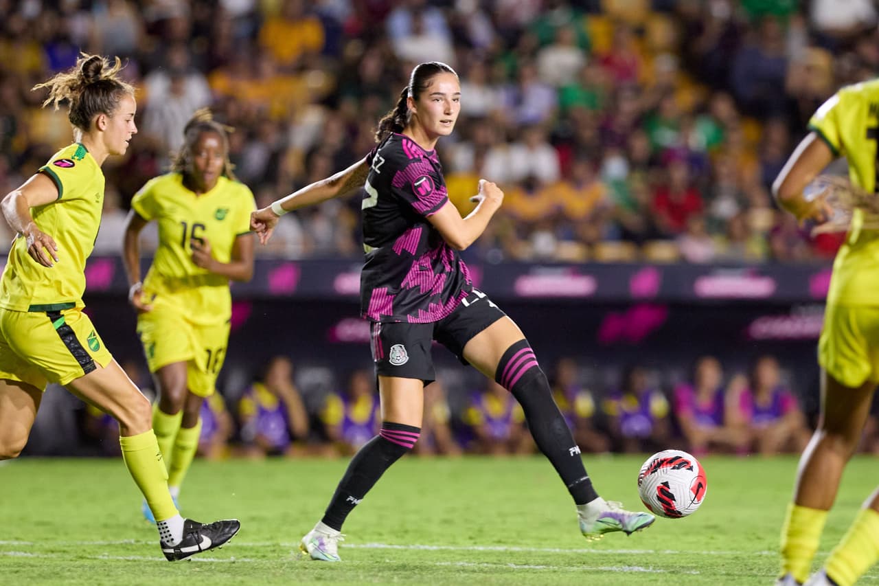 México fue derrotado por Jamaica en el debut dentro del Premundial Femenil y se complica el pase a la Copa del Mundo.