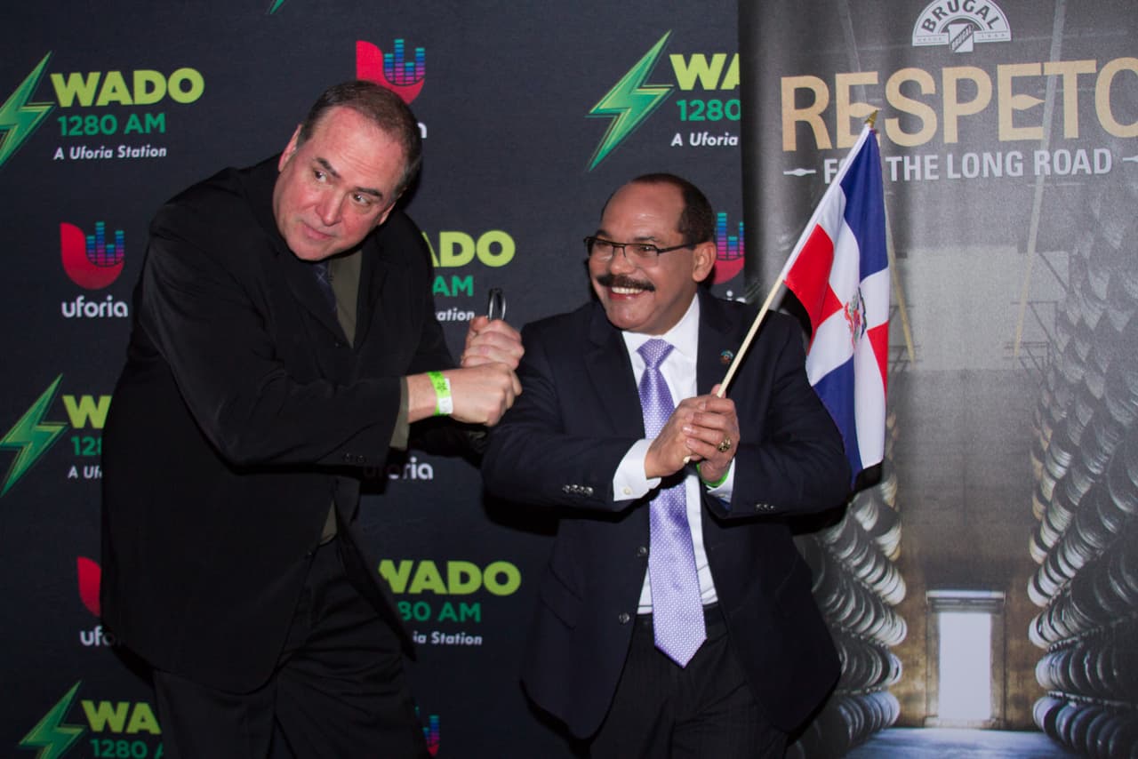 La Familia de Univision, líderes de la comunidad y la agrupación de salsa Chiquito Team Band le pusieron mucho sabor a la celebración en el Alto Manhattan, mira aquí lo que pasó.