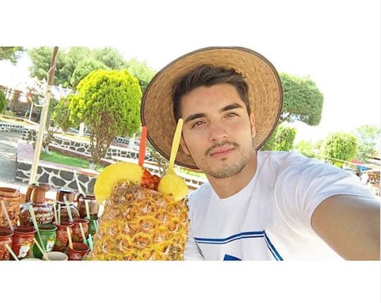 "No sé, es algo que Frida se los tiene que decir, yo igual con perdón y con todo el corazón, es un tema que no quiero ni tocarlo”, explicó en el programa 'Un nuevo día'.