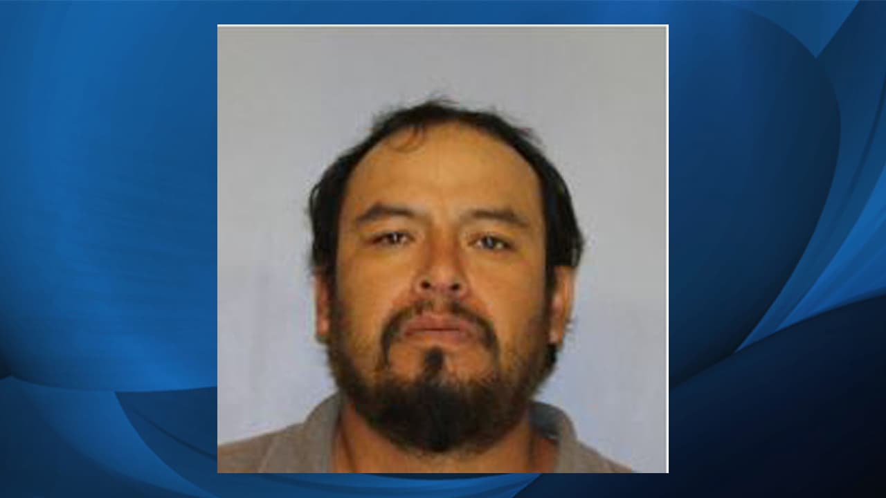 ICE solicita custodia de hombre que habría apuntado arma a su novia en Gainesville