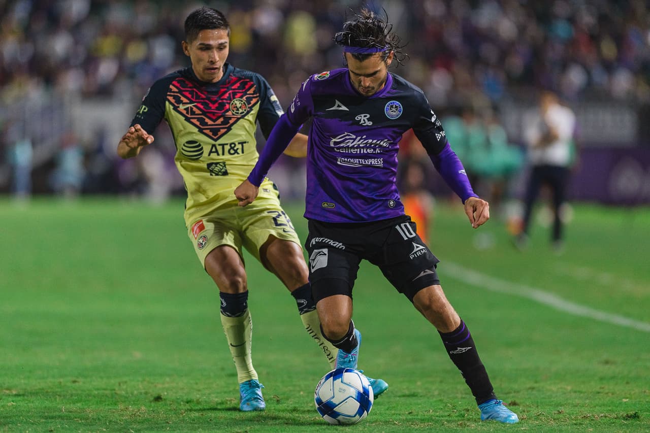 Gracias a los goles de Gonzalo Sosa y Miguels Sansores, Mazatlán logra resolver el encuentro en el primer tiempo y le pegan 2-1 a las Águilas del América.