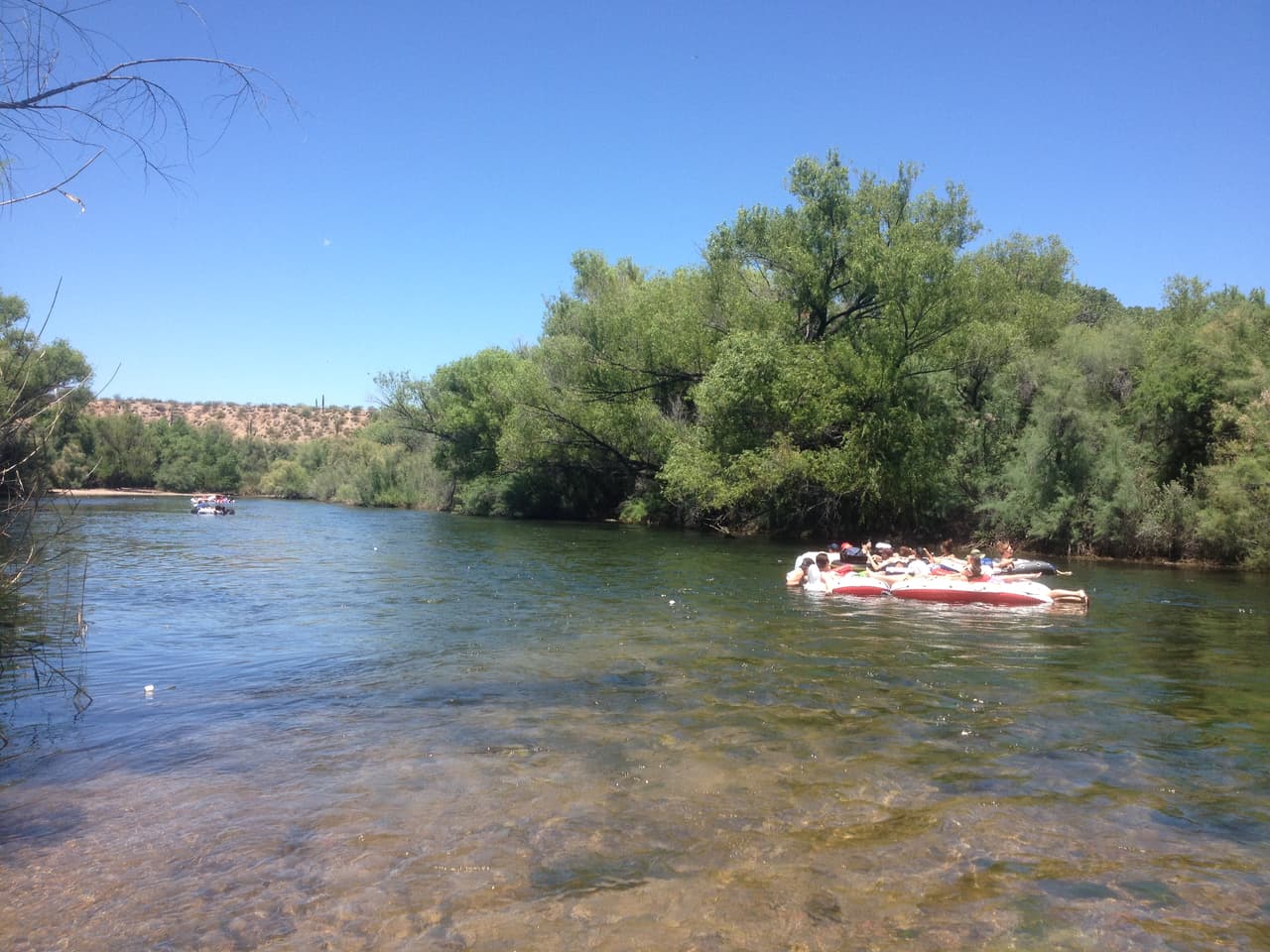 Para más información, visita http://www.saltrivertubing.com