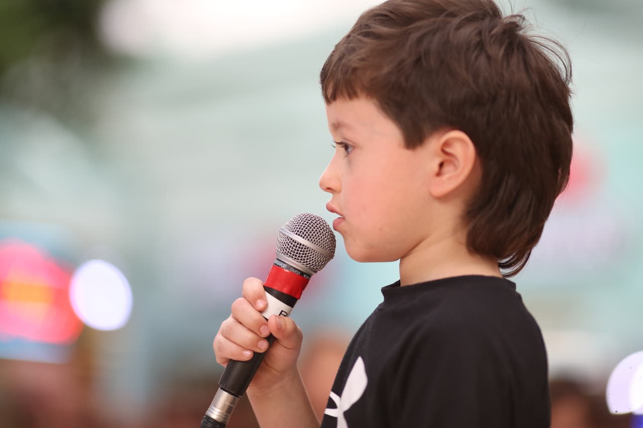 Estos pequeños demostraron sus habilidades frente al micrófono.
