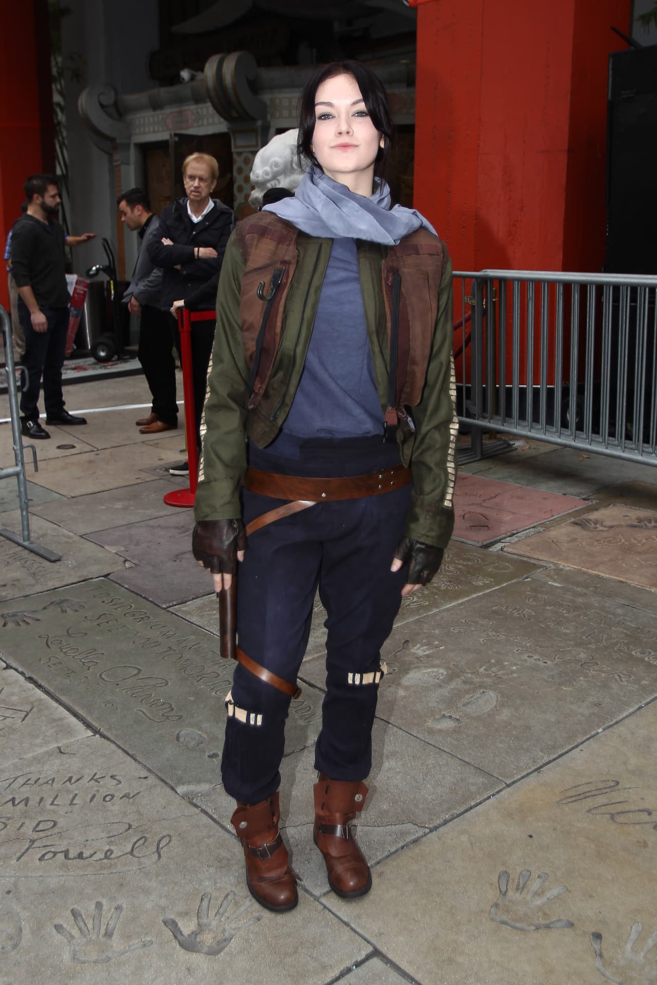 La cinta, protagonizada por Felicity Jones y Diego Luna, fácilmente estará en el número 1 en taquilla.