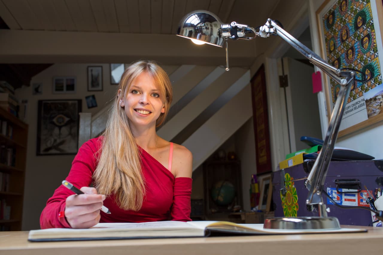 Anneka sobrevivía con sólo 96 calorías al día: ¡una taza de sopa!