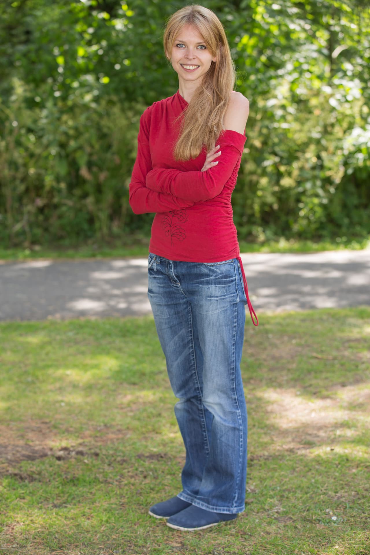 Anneka Reay, de 28 años, dejó atrás la anorexia gracias a los dibujos que hacía.