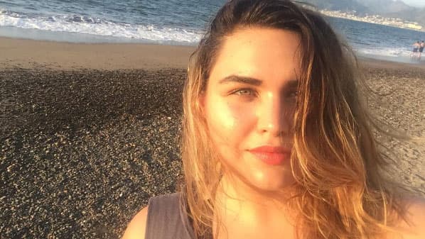 <b><a href="http://www.univision.com/temas/estefania-villarreal">Estefanía Villarreal</a></b> es dueña de uno de los rostros juveniles más bonitos de las telenovelas actuales.