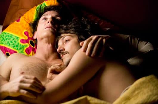 En la cinta, Sean dio muestras de versatilidad al hacer escenas de amor, nada menos que con Diego Luna.