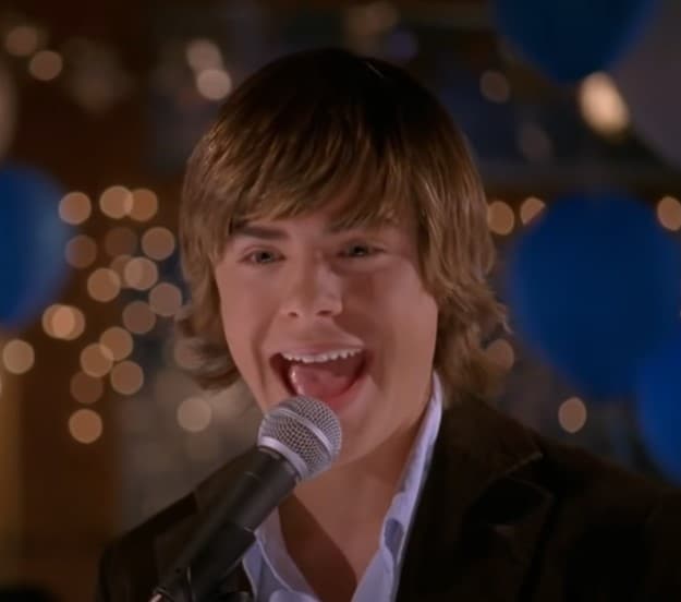 <b>Zac Efron</b>
<br>No cabe duda de que en 2006, luego del estreno de ‘High School Musical’, Zac Efron se convirtió en el ‘crush’ de muchas niñas y adolescentes que crecieron viendo los programas y las películas de Disney Channel.