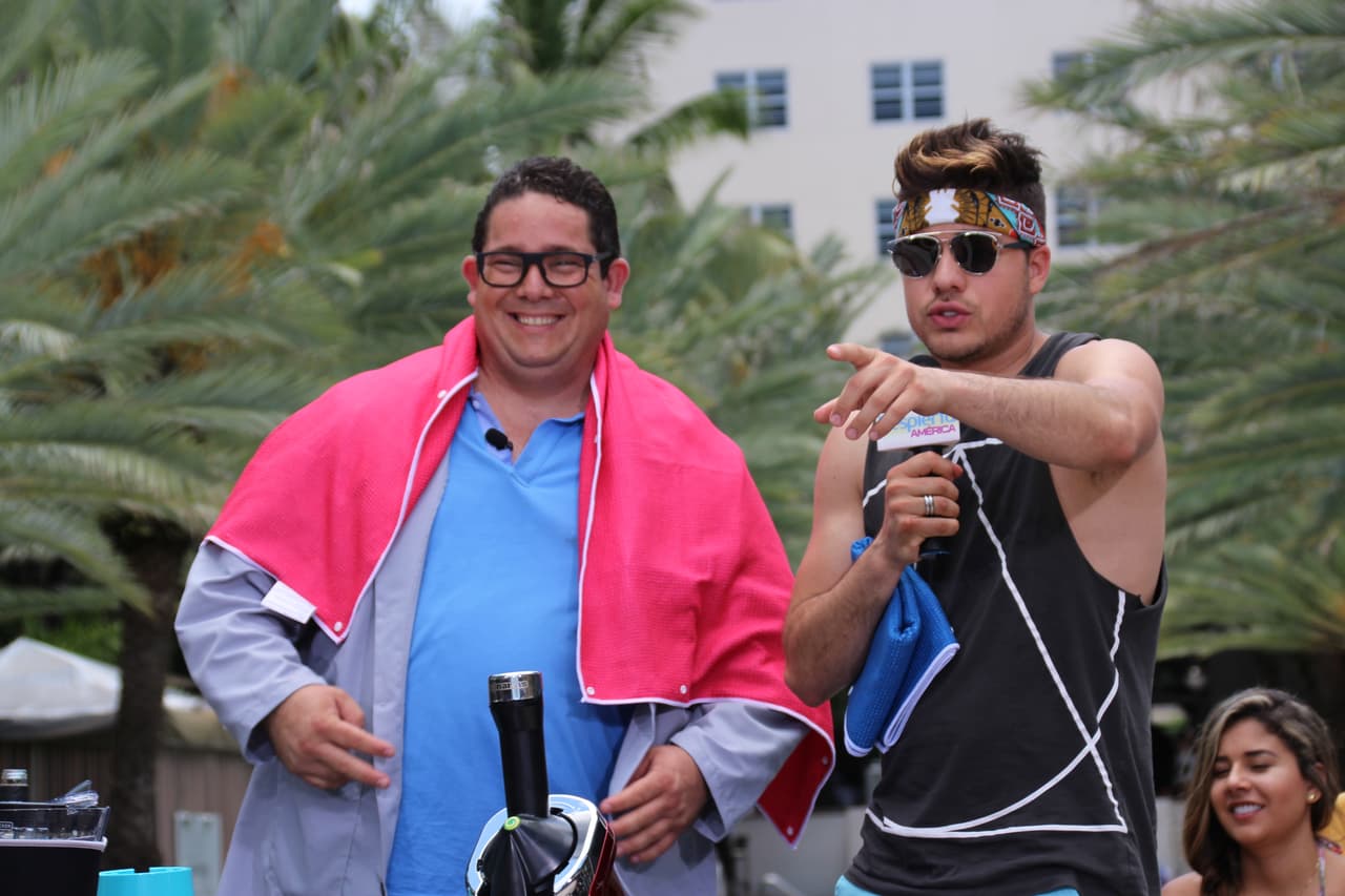 Willian quería llevarse todos los gadgets en su maleta.