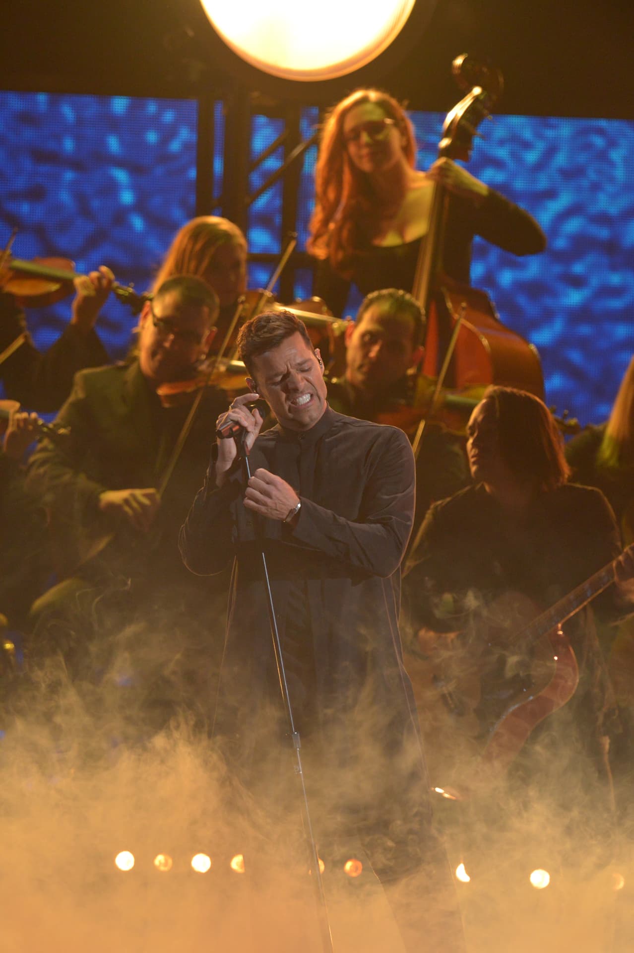 Ricky Martin siguió poniéndole mucho sentimiento a la velada.