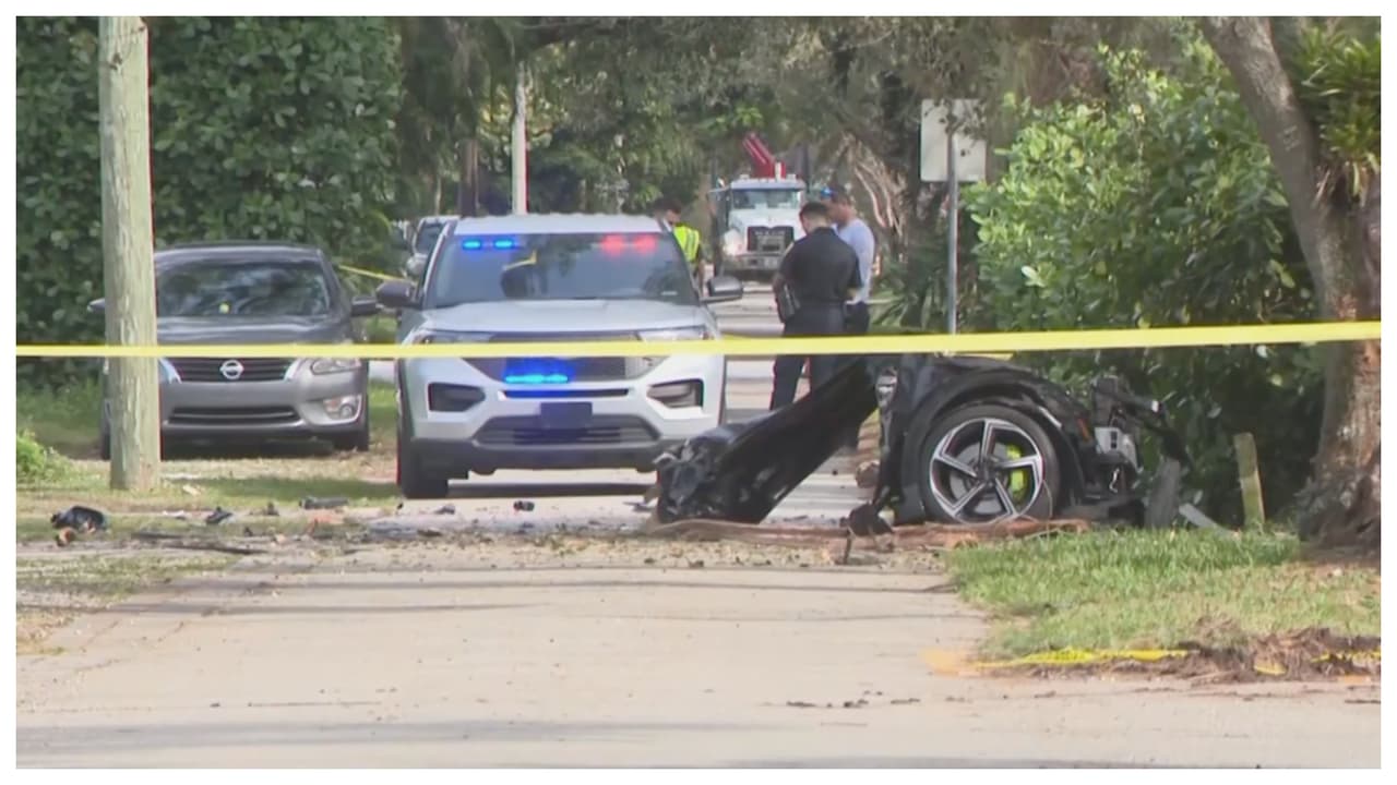 Dos personas mueren y una está en condición crítica tras aparatoso accidente de auto en Biscayne Park