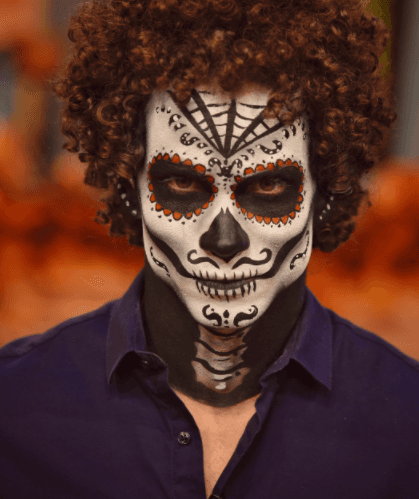 Aldrin Coto nunca pensó que podía lucir así y quedar literalmente hasta los huesos.